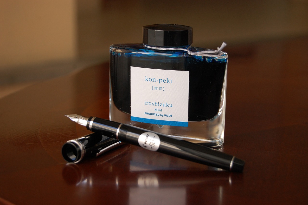 fountain pen, ink, pen-1053692.jpg